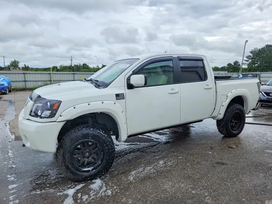 2012 Nissan Titan SL