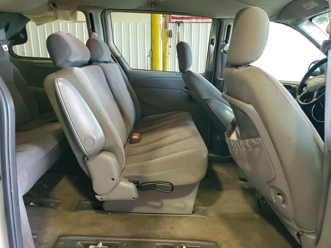 2006 Chrysler Town & Country SWB TOWN & COUNTRY