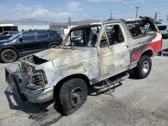 1993 Ford Bronco Custom