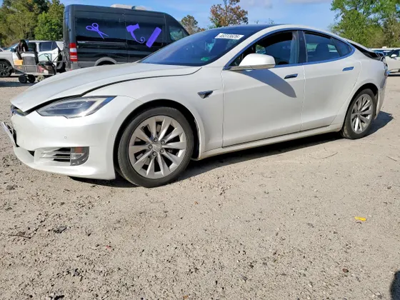 2019 Tesla Model S 75D