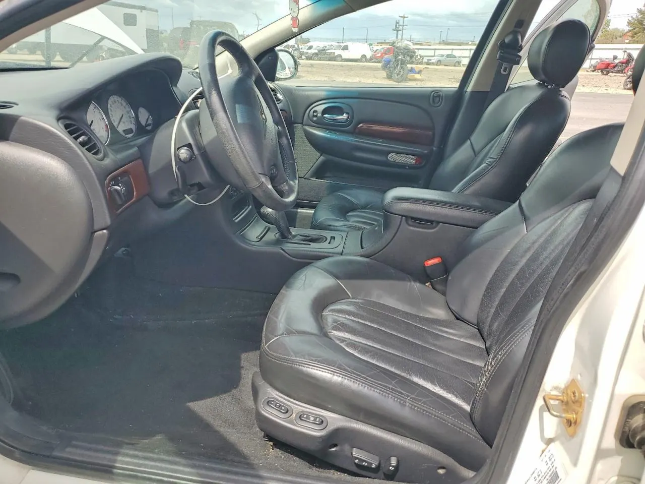2001 Chrysler 300M