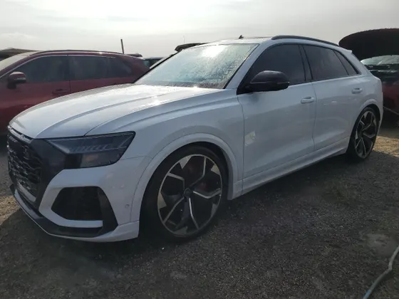 2024 Audi RS Q8