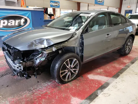 2018 Volvo S60 Cross Country T5