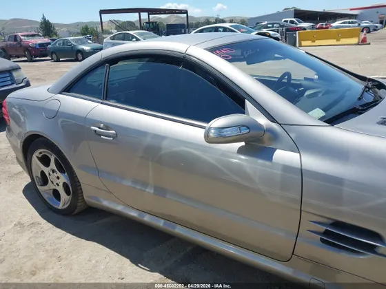 2004 Mercedes-Benz SL-Class