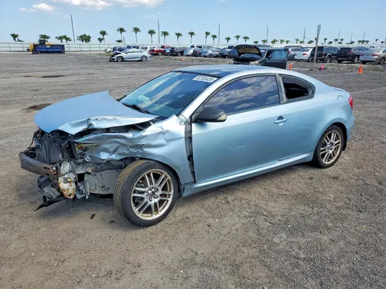 2005 Scion tC