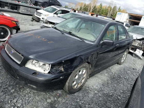 2003 Volvo S40 1.9T