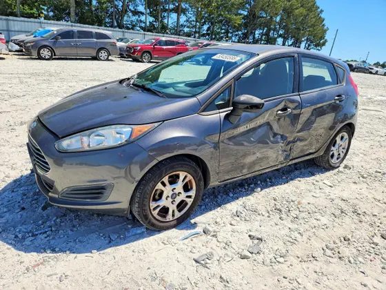 2015 Ford Fiesta SE