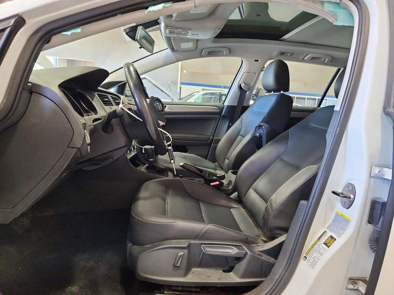 2015 Volkswagen Golf SportWagen TDI S