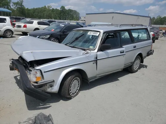 1986 Volvo 240 DL DL