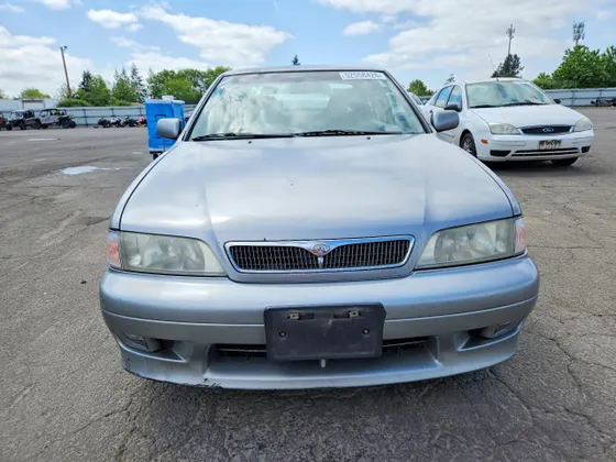 2000 INFINITI G20 Luxury