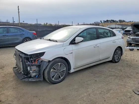 2020 Hyundai Ioniq Plug-In Hybrid SEL