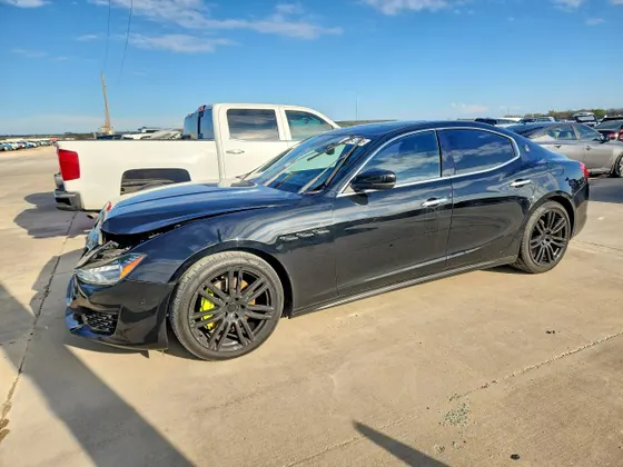 2019 Maserati Ghibli