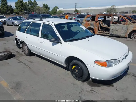 1999 Ford Escort SE