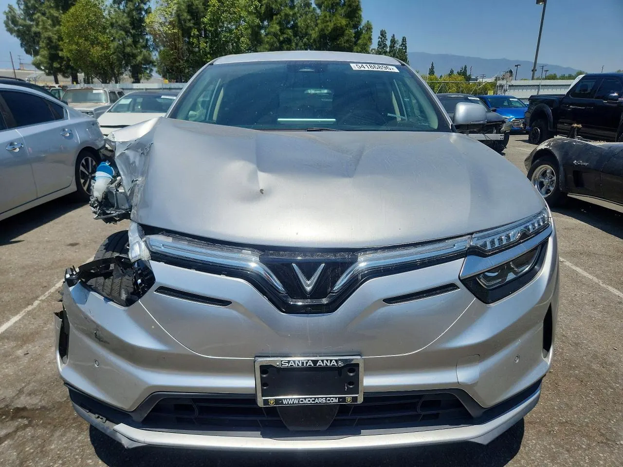 2023 VinFast VF 8 Eco