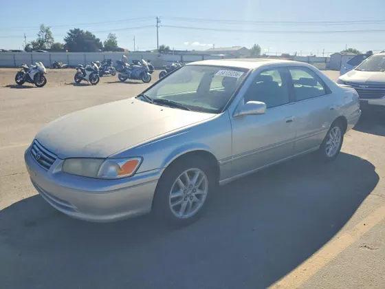 2000 Toyota Camry LE