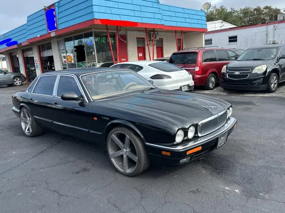 1995 Jaguar XJ Series Sedan XJ6
