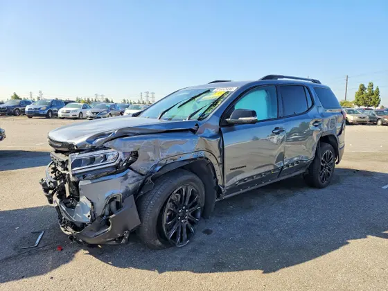 2022 GMC Acadia SLE