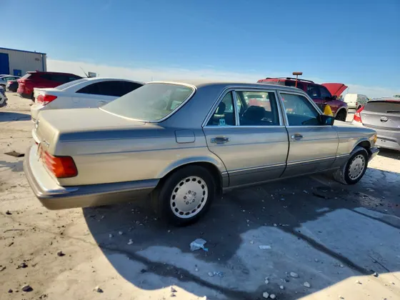 1986 Mercedes-Benz 300 Series 300SDL