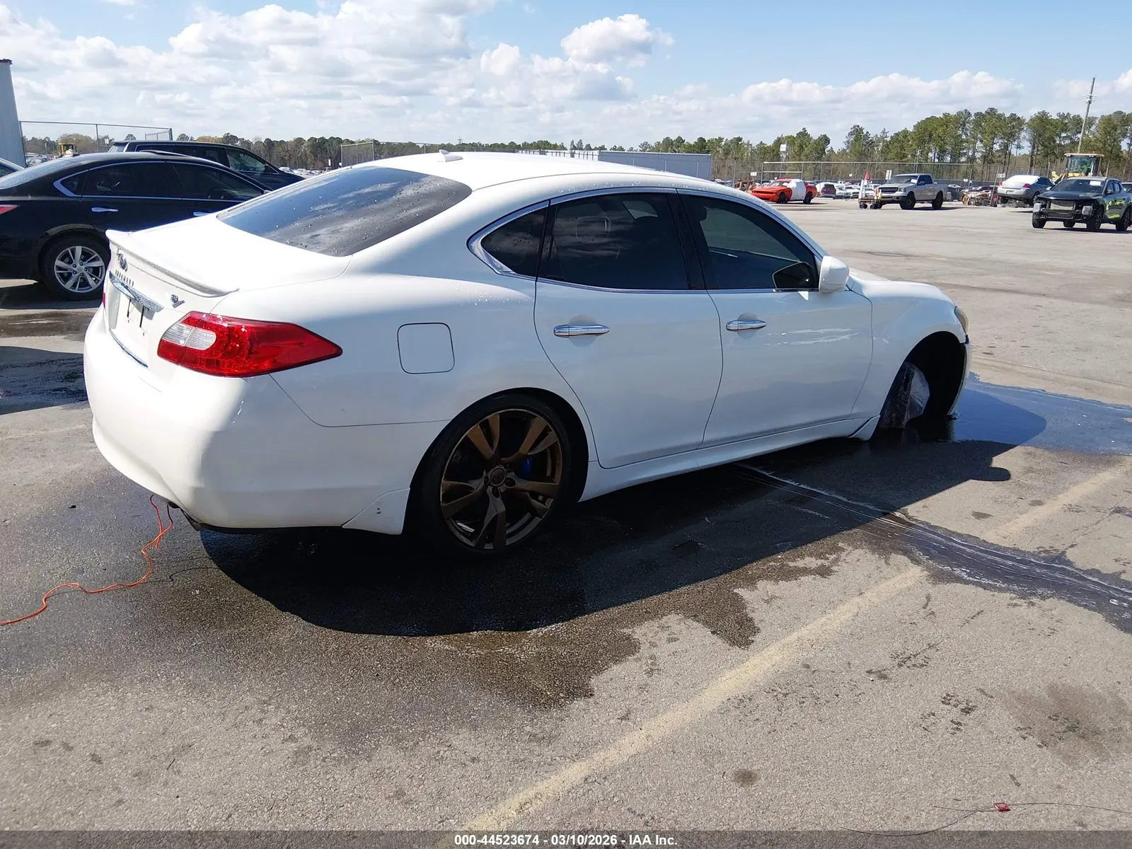 2012 INFINITI M56