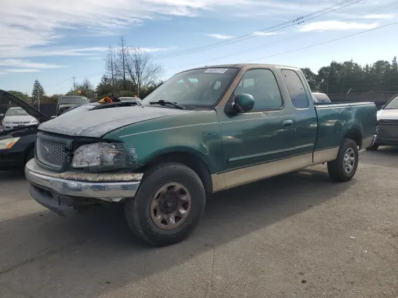 1999 Ford F-250 Work Series F250