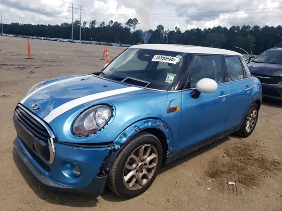 2016 MINI Cooper Hardtop 4 Door COOPER