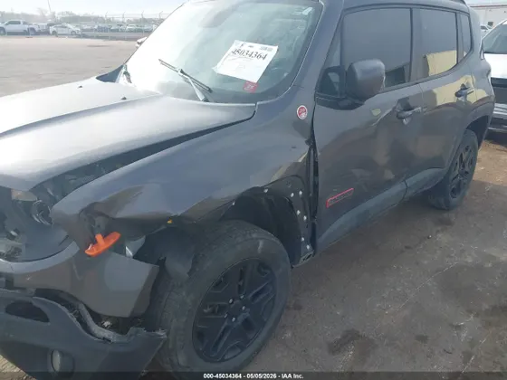2018 Jeep Renegade Trailhawk