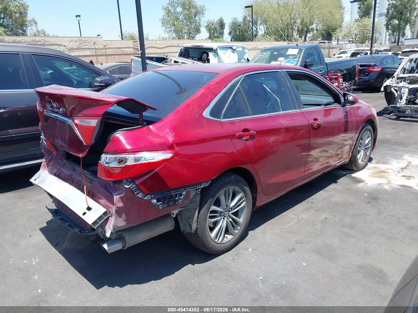 2016 Toyota Camry SE