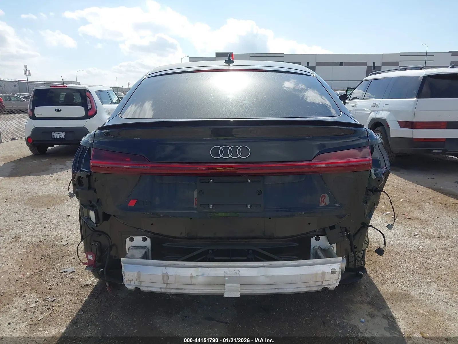 2024 Audi Q8 e-tron Sportback S line Prestige