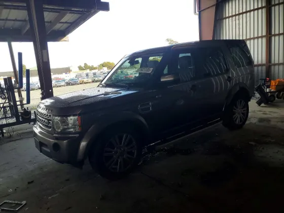 2010 Land Rover LR4 LUX