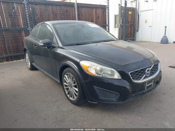 2011 Volvo C30 T5 (RETAIL ONLY)
