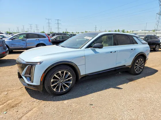 2024 Cadillac LYRIQ Sport