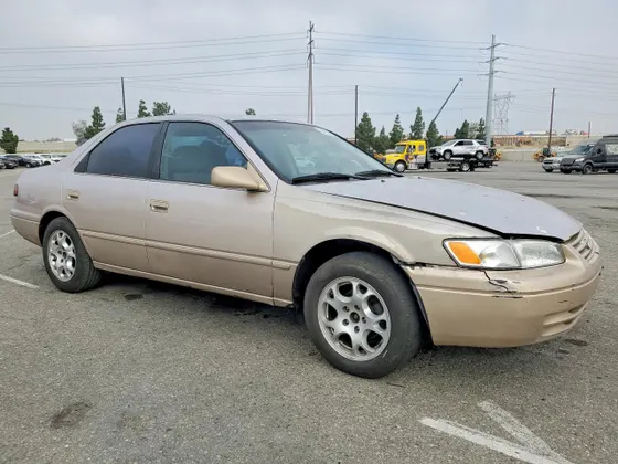 1997 Toyota Camry LE