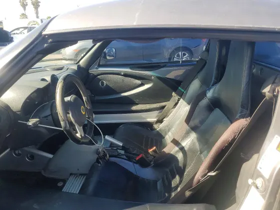 2005 Lotus Elise