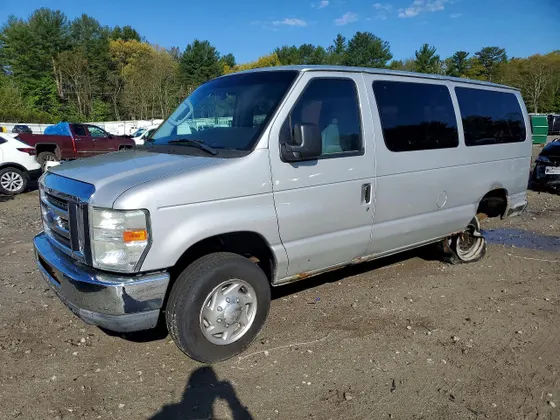 2010 Ford Econoline Wagon XL