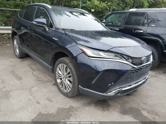 2021 Toyota Venza XLE