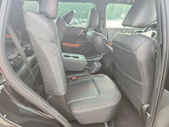 2023 Mitsubishi Outlander PHEV SEL