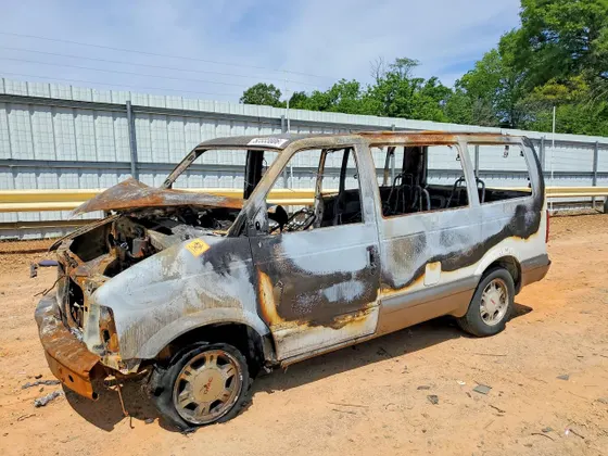 2003 GMC Safari Passenger SAFARI