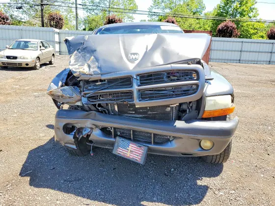 2003 Dodge Dakota Sport