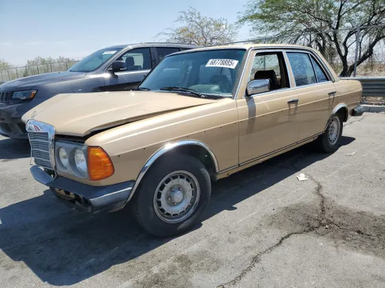 1984 Mercedes-Benz 300 Series 300D-T