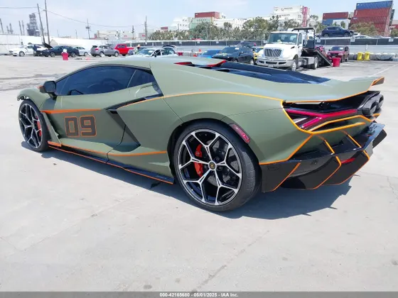 2024 Lamborghini REVUELTO