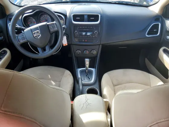 2013 Dodge Avenger SE