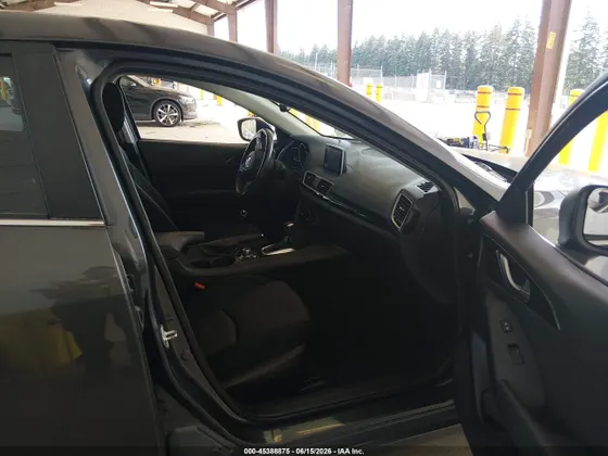 2015 Mazda Mazda3 i Touring
