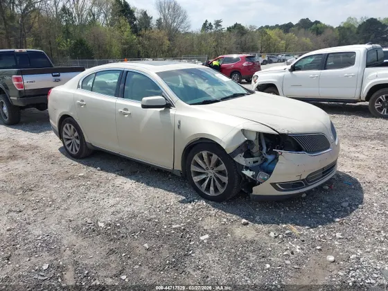 2016 Lincoln MKS