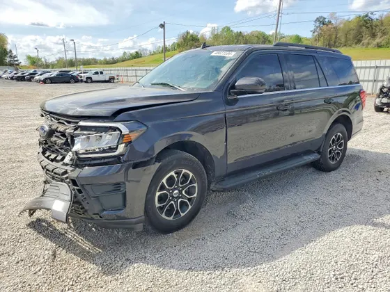 2022 Ford Expedition XLT