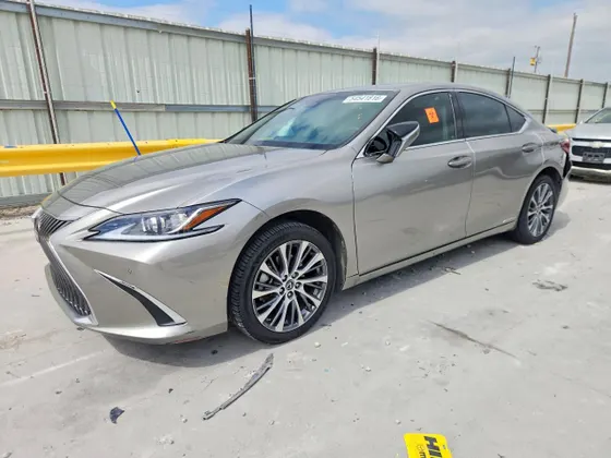 2020 Lexus ES ES 300h