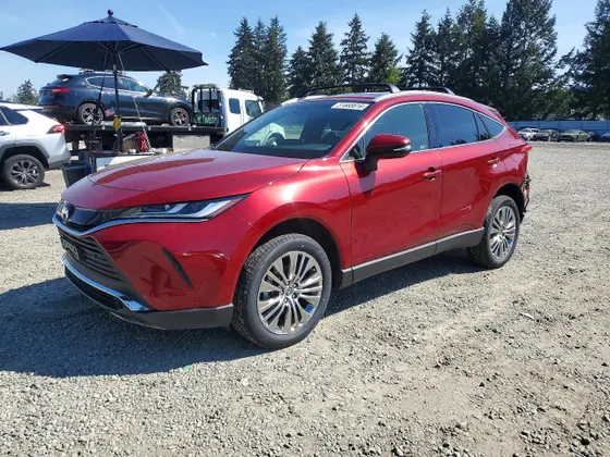 2022 Toyota Venza LE