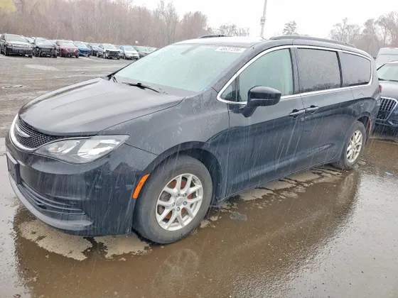2020 Chrysler Voyager LXI