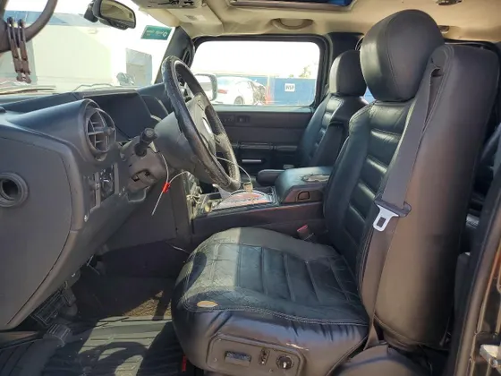 2005 HUMMER H2 SUV