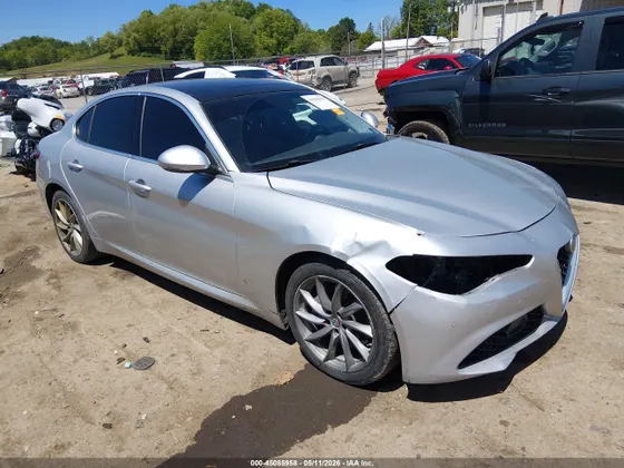 2017 Alfa Romeo Giulia AWD