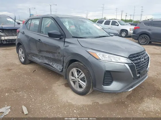 2025 Nissan Kicks Play S
